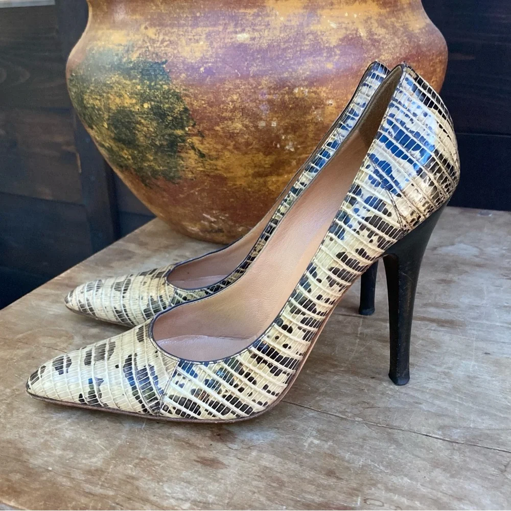 Vicini‎ heals EU 38 Faux snakeskin tan brown neutrals